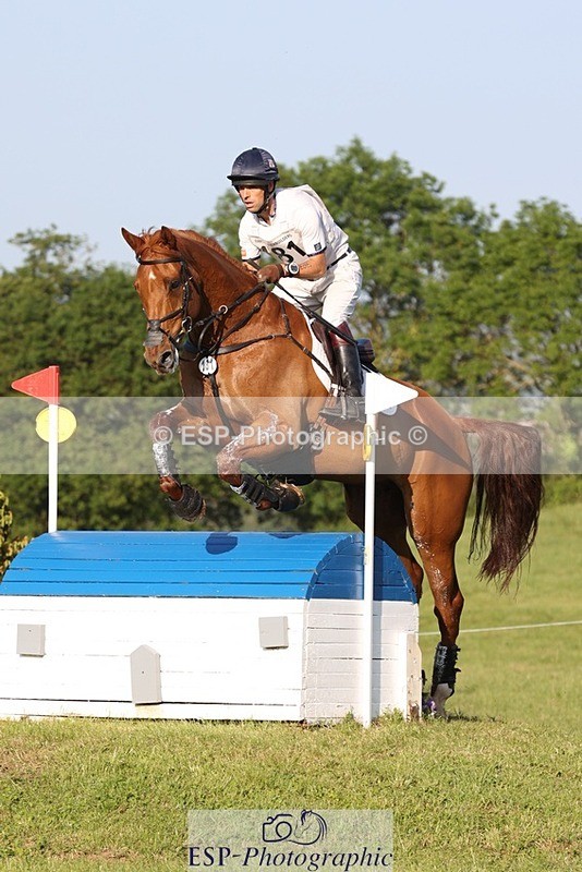 230527-183303-14683 - 181-AMIRO_ISLAND-Harry_Meade-XC