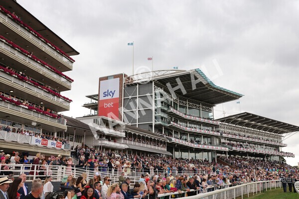 yr18082022r1-9 - Race 1 1.50pm Sky Bet Lowther Stakes
