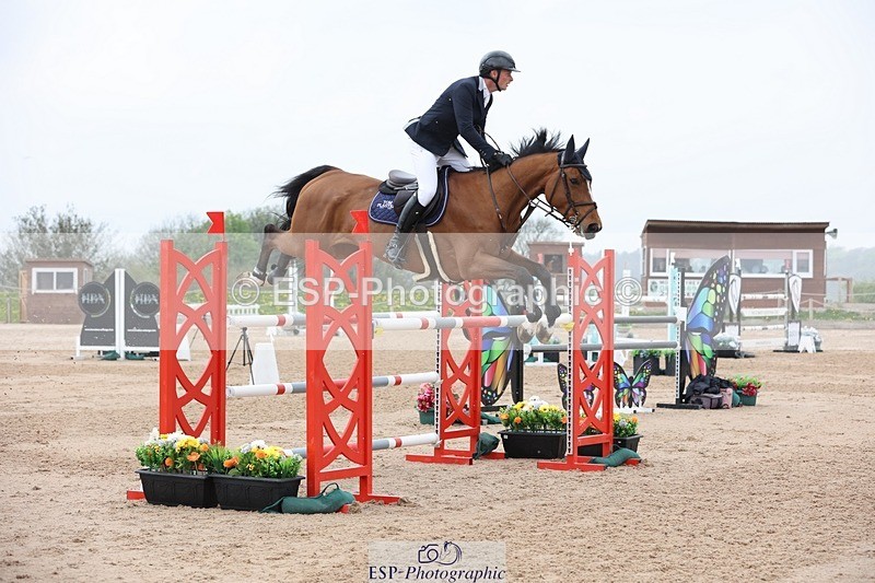 250424-120501-05206 - Cls 1 - 2 Star Small Tour