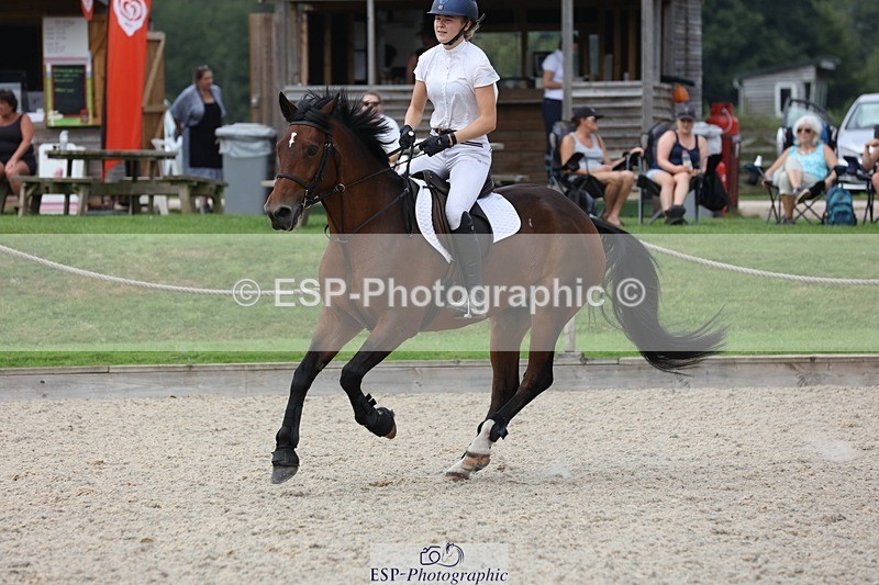 230908-155147-02645 - Cls 8 Snr 1.05m Open