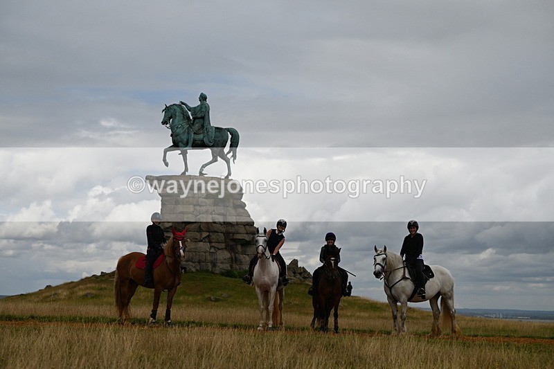 DSC_9142 - Time at Statue 14:33 to 15:10