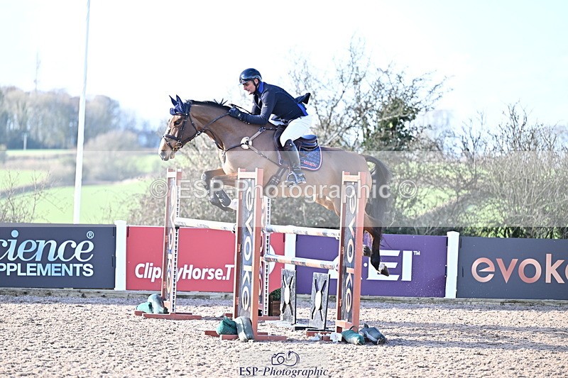 260204A-141731-00434 - Cls 5 Foxhunter and 1.20m