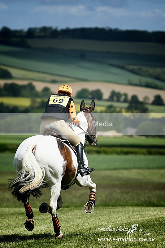 _LES3468a - Equestrian