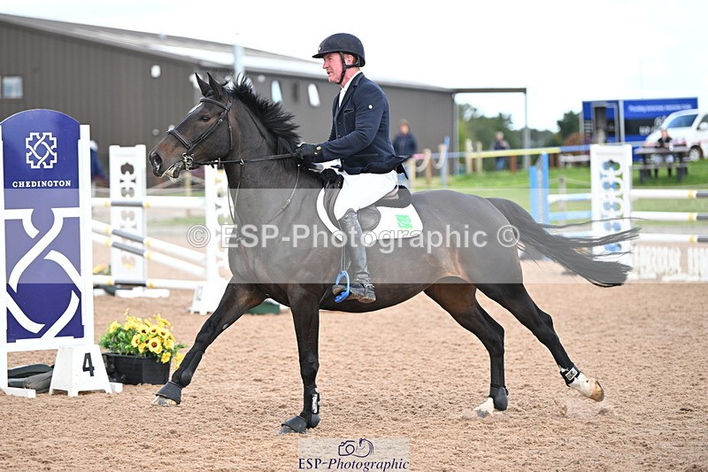 240912A-122513-01462 - Cls 3 Snr Foxhunter