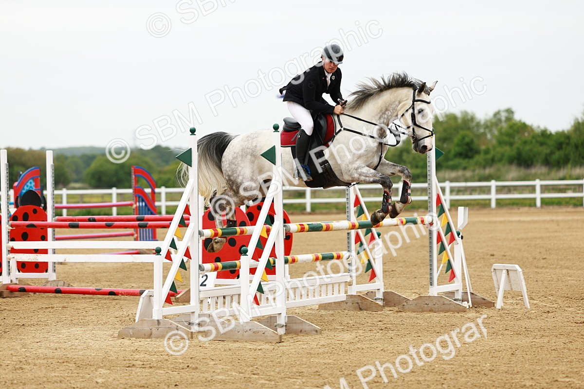 SBM_000960 - Class 4 - Senior Newcomers - 1.10m