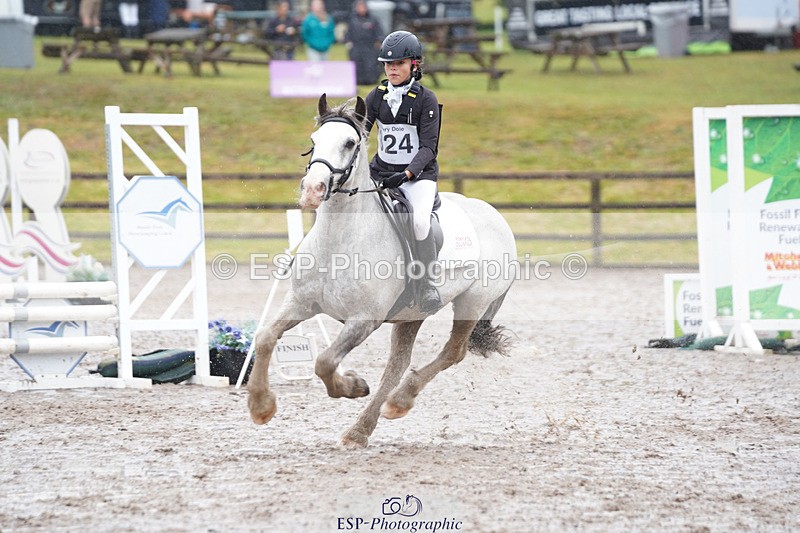 240824X-091530-20629 - 70cm Round 1 8.30 to 9.30