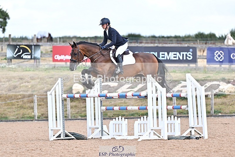 260819-143344-01141 - Cls 6 Foxhunter and 1.20m