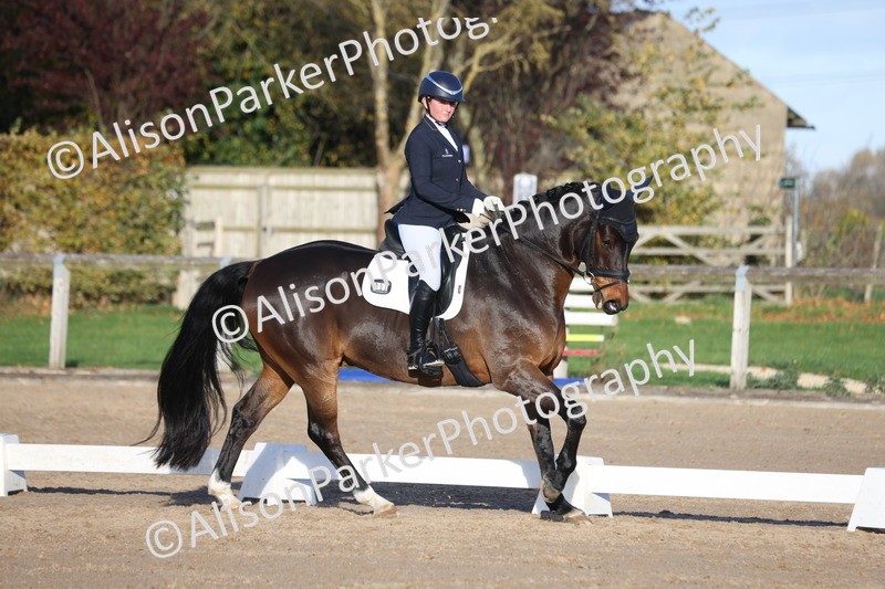 20251102-1259 - Class 8 - Medium 6