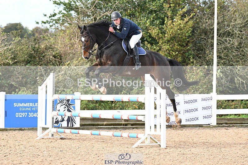 241023A-140838-00974 - Cls 4 Newcomers and 1.10m Open