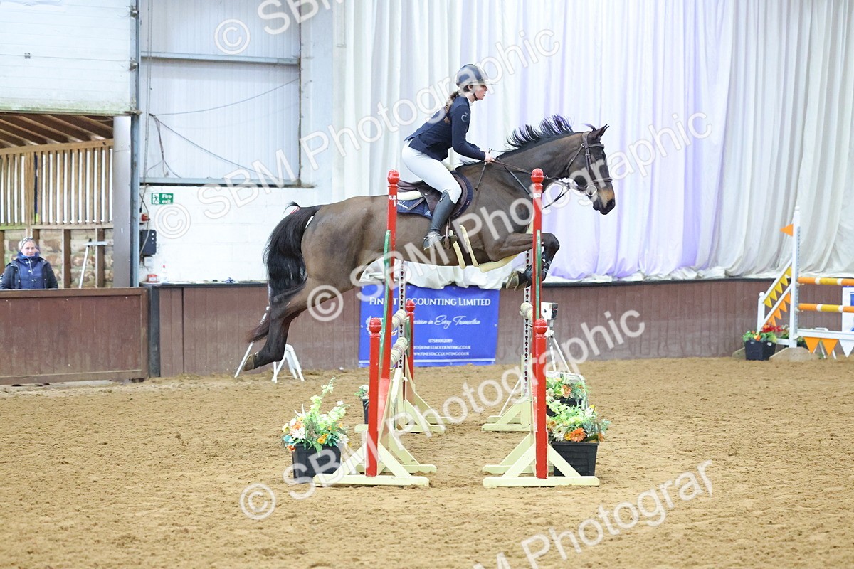 SBM_010627 - Class 23 - Senior Newcomers/ 1.10m Open - First Round (1.10m)