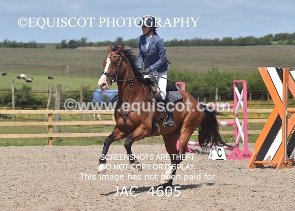 JAC_4605 - CLASS 7 Senior Foxhunter/ 1.20m Open