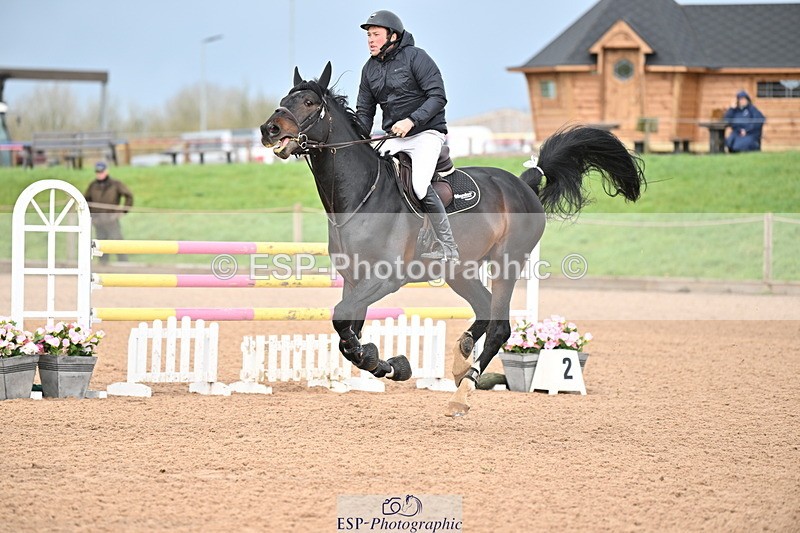 240315A-122351-00908 - Cls 3 Snr Foxhunter