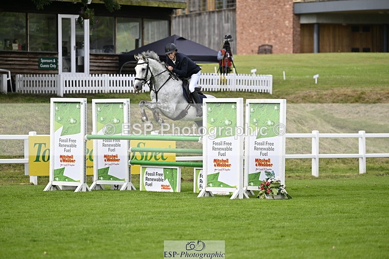 250613A-105631-00634 - Cls 1 Snr Newcomers and 1.10m Open