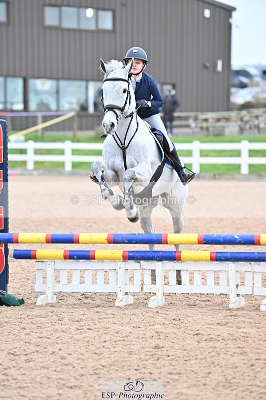 240128A-094521-00087 - Cls 1 Pony Intro 70cm