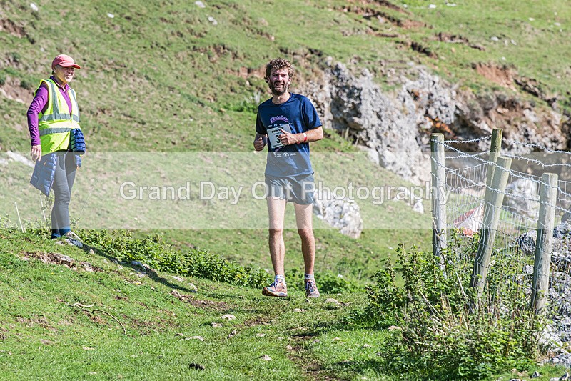Ilam-864 - Ilam Three Peaks Fell Race (Limestone Series) Sunday 28th September 2025