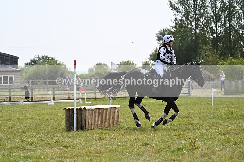 WJ7_6752 - 60cm XC Time 12:34 to 12:54