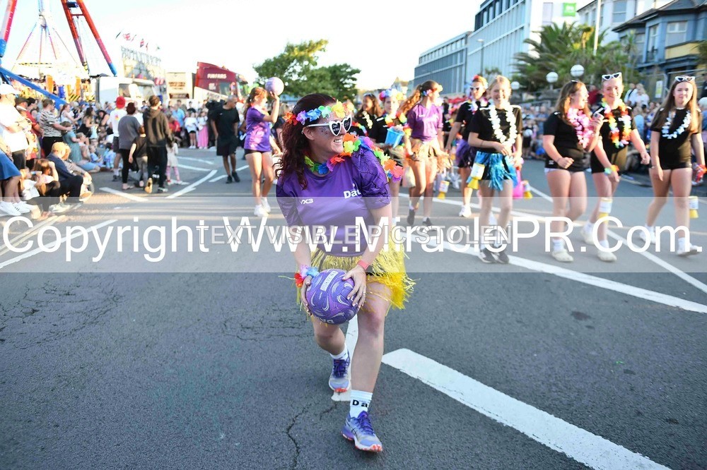 SH4_3903 - Carnival Procession.
