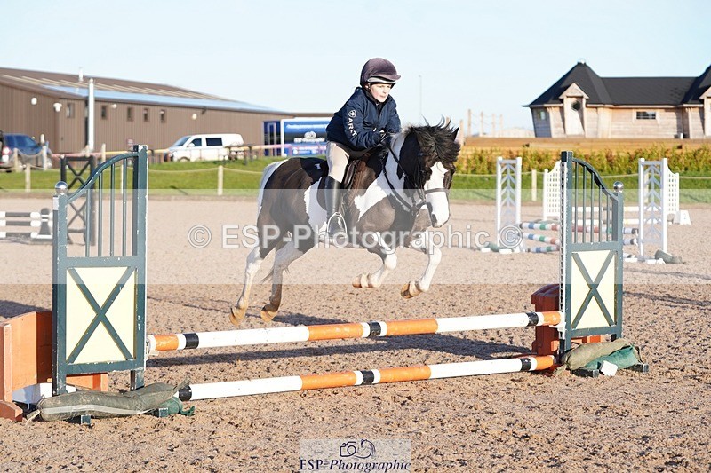 250125-102232-00943 - Clear Round 40cm and 50cm