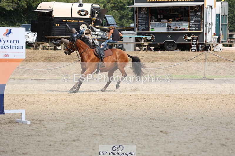 250816A-110441-00960 - Cls 3 Snr British Novice