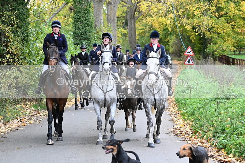 WJ7_7208 - Walk Home..