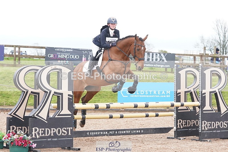 250419-104058-08405 - 459-Ella.Otto-SUMMERBRIDGE.TIPP