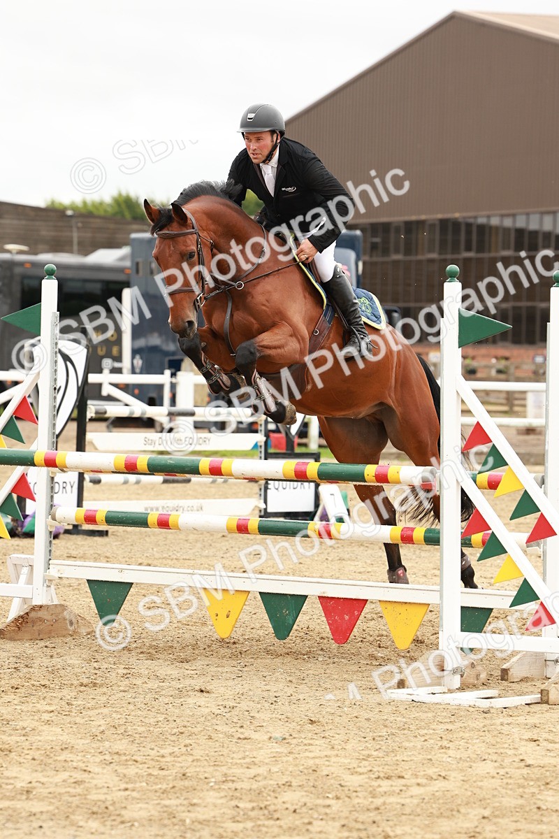 1I0A7874 - Class 4 - Senior Newcomers 1.10m