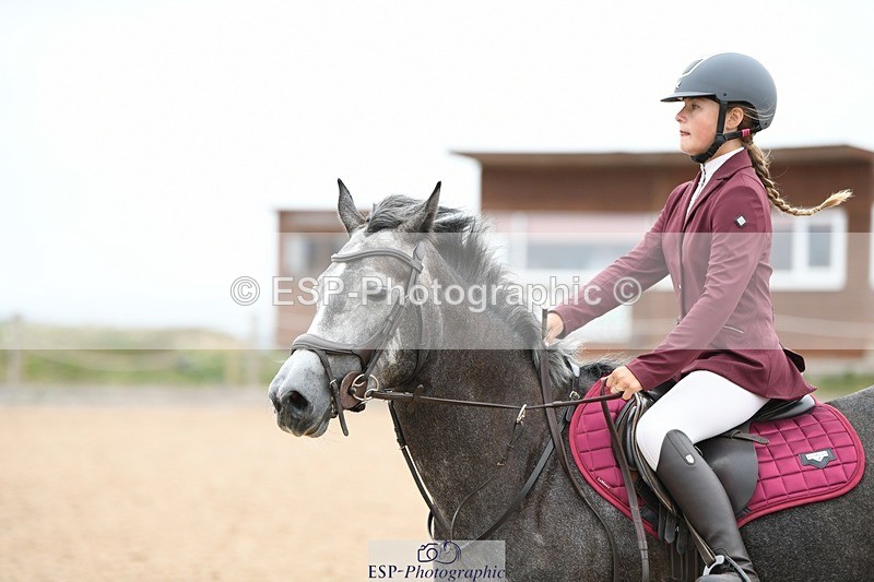 250807-112335-00640 - 90cm Round 1