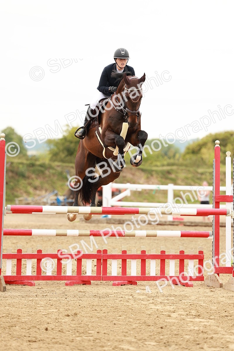 SBM_016595 - Class 20 - Senior Newcomers - 1.10m