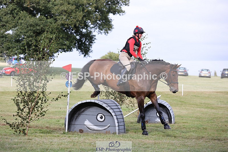 240825X-171002-37873 - 80cm XC 16.30 to 17.30