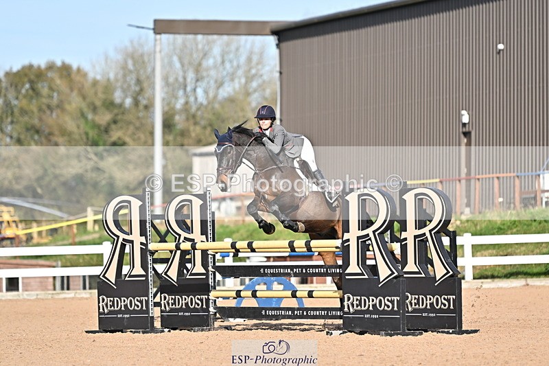 241113A-125819-00624 - Cls 04A&B Snr Newc & 1.10m Open