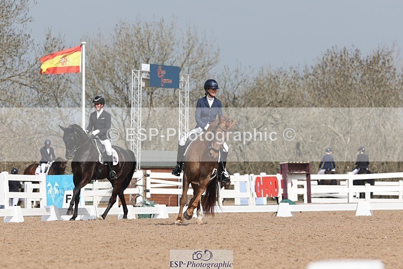 250404-112333-04947 - 093+097-Jennifer.Charleston+Gijs.Van.Vooren