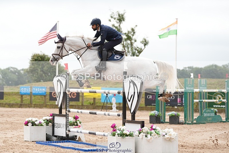 250718-114851-10119 - Cls 2, 3 Star Small Tour Break til End