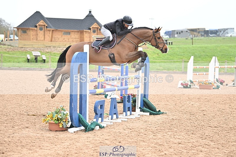 240405A-114748-00942 - Cls 2 Newcomers