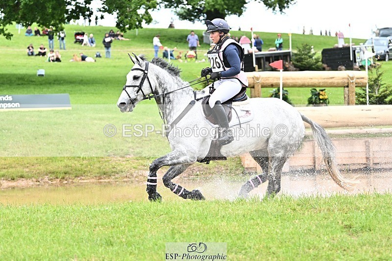 240525-155143-17346 - 226-CLONSHIRE_ON_TREND-Heidi_Coy