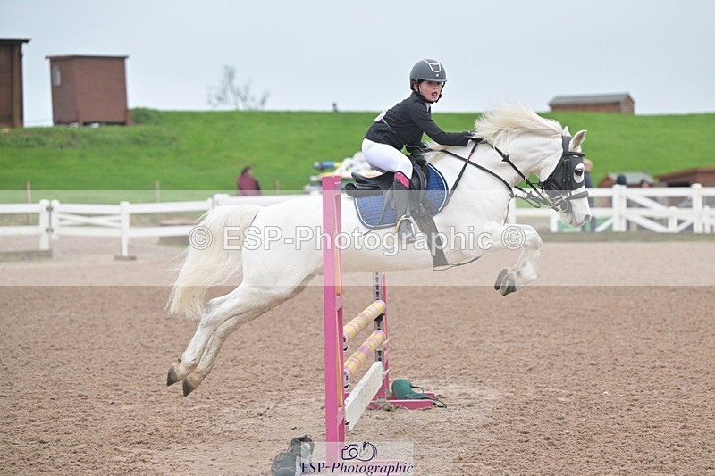 251116-105147-01196 - Cls 4 Pony British Novice and 80cm Open