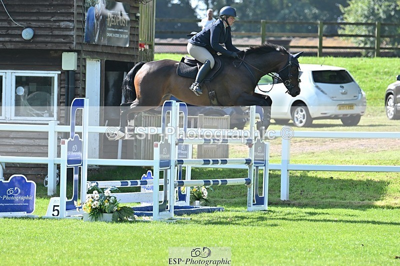 230909-111504-05113 - Cls 11 Snr Foxhunter & 1.20m Open