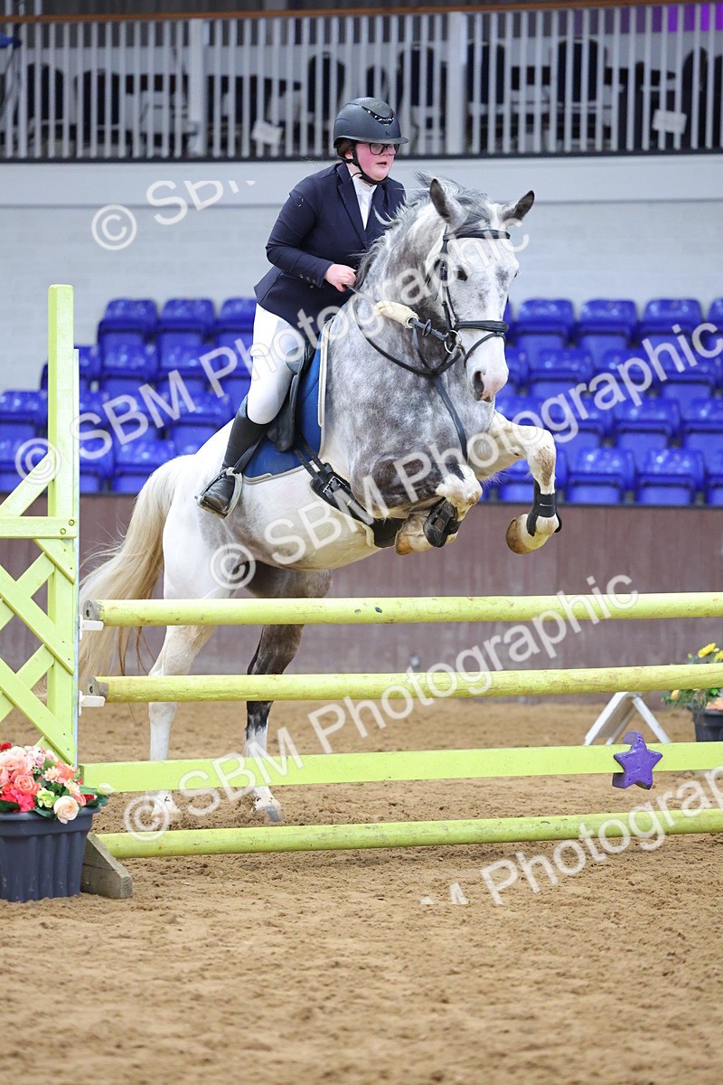 SBM_009595 - Class 20 - Senior British Novice/ 90cm Open - First Round (0.90m)
