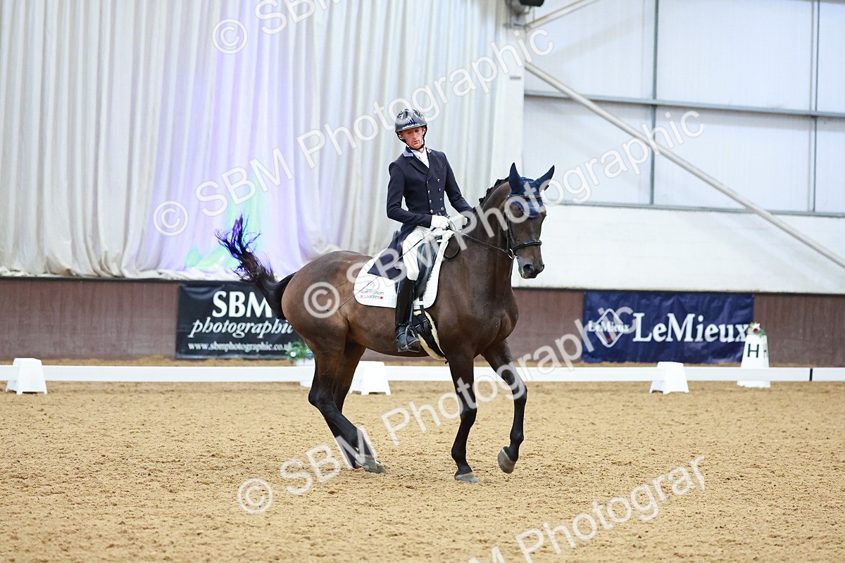 SBM_008030 - Class 9 - FEI INT II - 16.54.17.57
