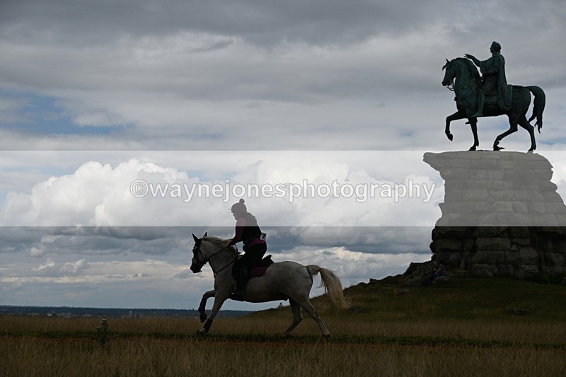 DSC_9479 - Time at Statue 15:11 to 15:58
