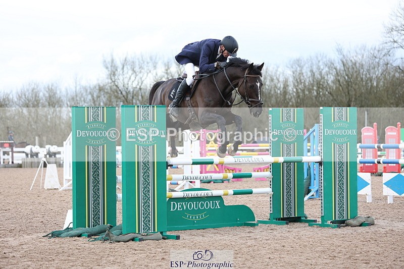 240223A-124247-01186 - Cls 5 Newcomers and 1.10m Open