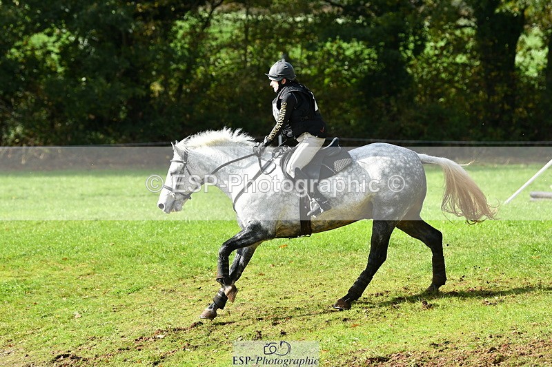 251025A-124054-19743 - F-429-Sarah.Clisby