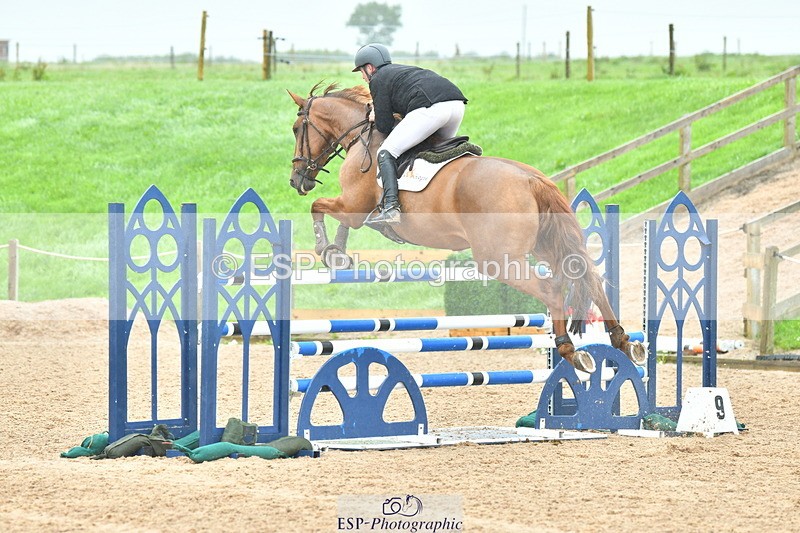 230805A-123846-00484 - Cls 3 Snr Foxhunter & 1.20m Open