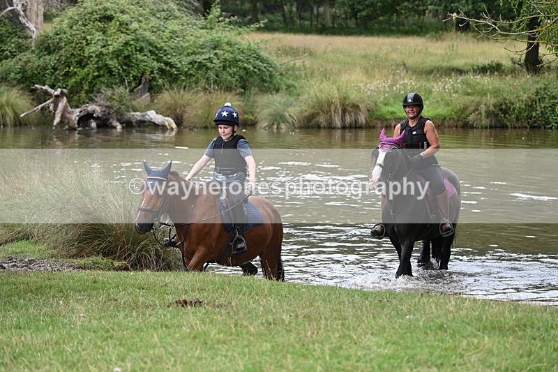 WJ7_3616 - Time at Water 12:15 to 12:50