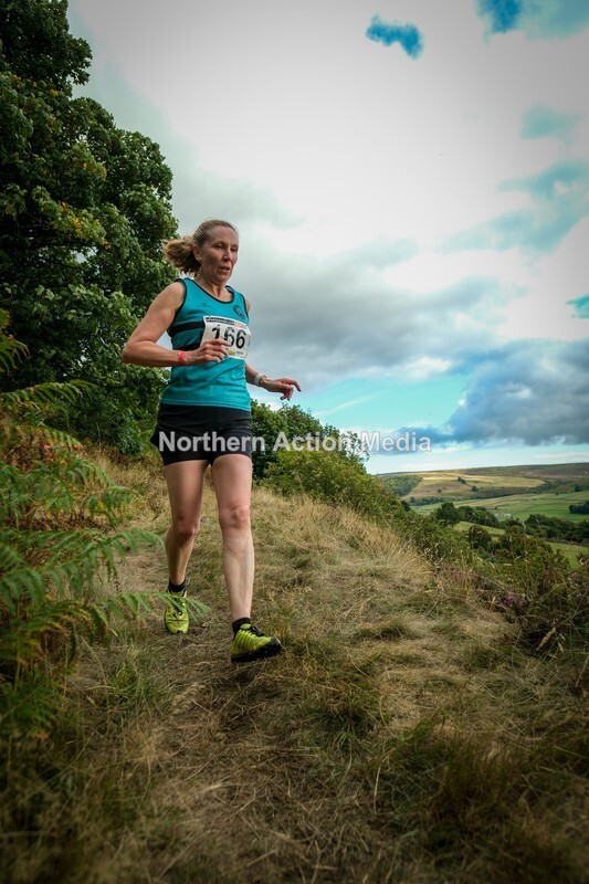 DSCF5531 - Reeth Fell race seniors