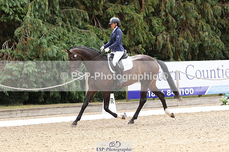 250809A-105829-03039 - 020-Scarlett.LaiFairfax.111