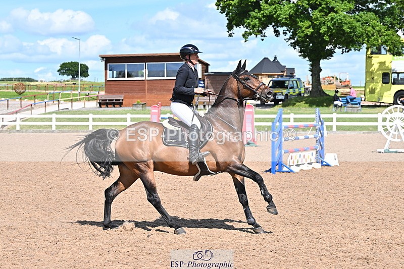 240619A-155445-01045 - Cls 5 Snr Foxhunter and 1.20m Open