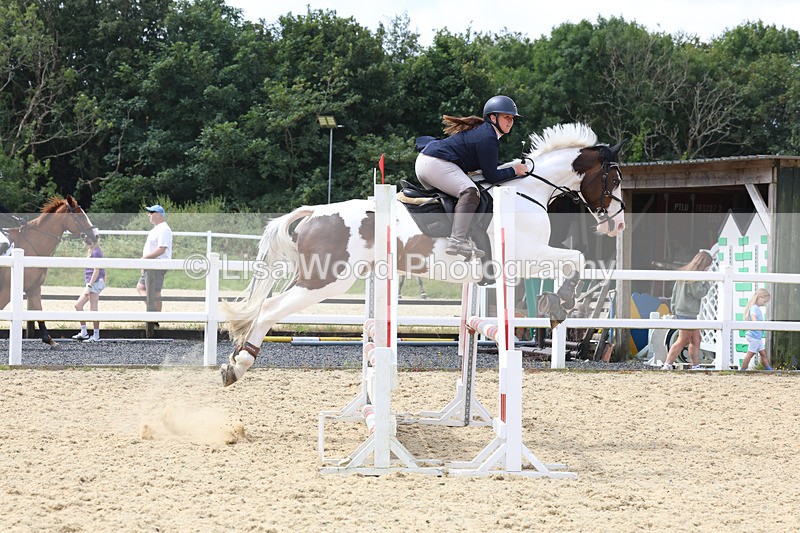3E7A4983 - Class 4: Senior British Novice/90cm open