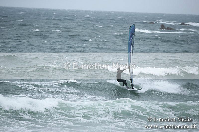 WS 150913-117 - Windsurfing