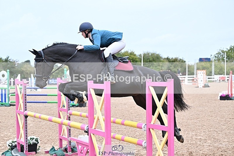 250914-104351-08365 - Cls 33 Snr Discovery and 1m Open