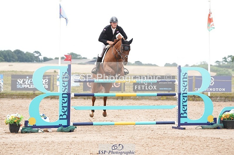 250718-114412-10092 - Cls 2, 3 Star Small Tour Break til End